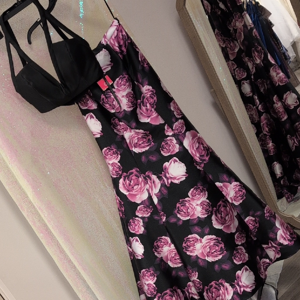 Jovani Elegant Black Dress with Pink Highlights